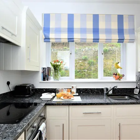 Apartment Eddystone Lemain Garden Apts